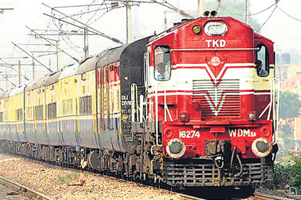 262 Special Trains for Festival Travel